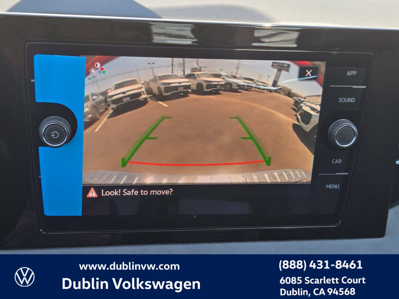 New 2026 Volkswagen Jetta SE FWD image 16
