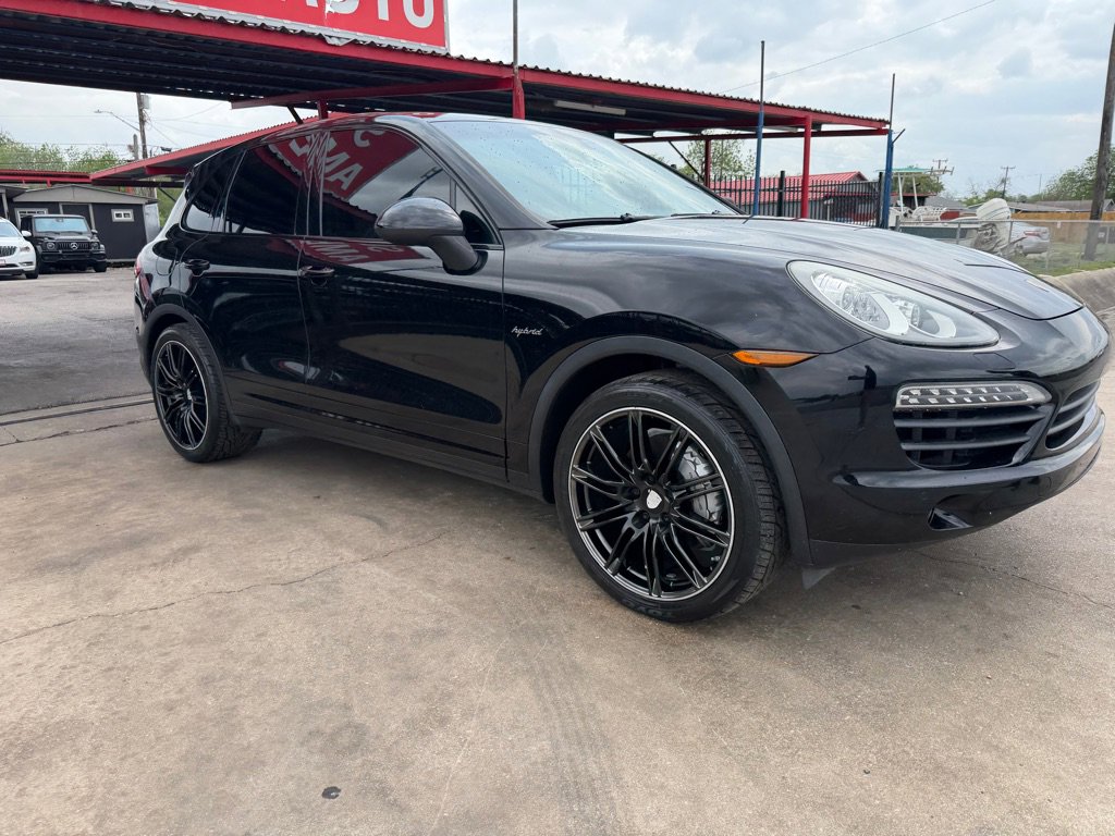 Used 2014 Porsche Cayenne S AWD/4WD image 14