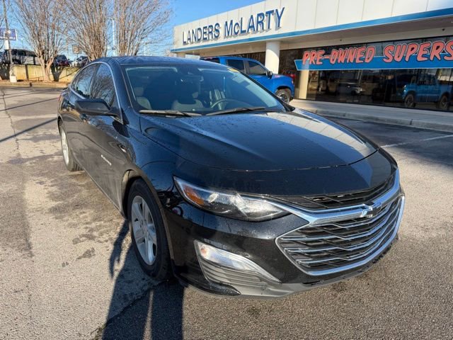 Used 2024 Chevrolet Malibu LS image 2