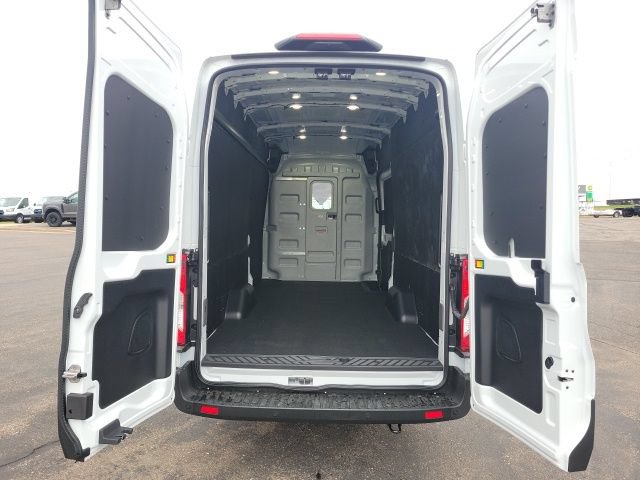 New 2023 Ford E-Transit 148 High Roof Extended w/ Interior Upgrade Package RWD image 7