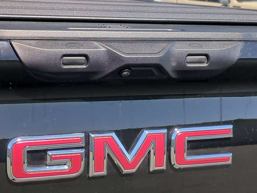 Certified 2026 GMC Sierra EV Elevation AWD/4WD image 32