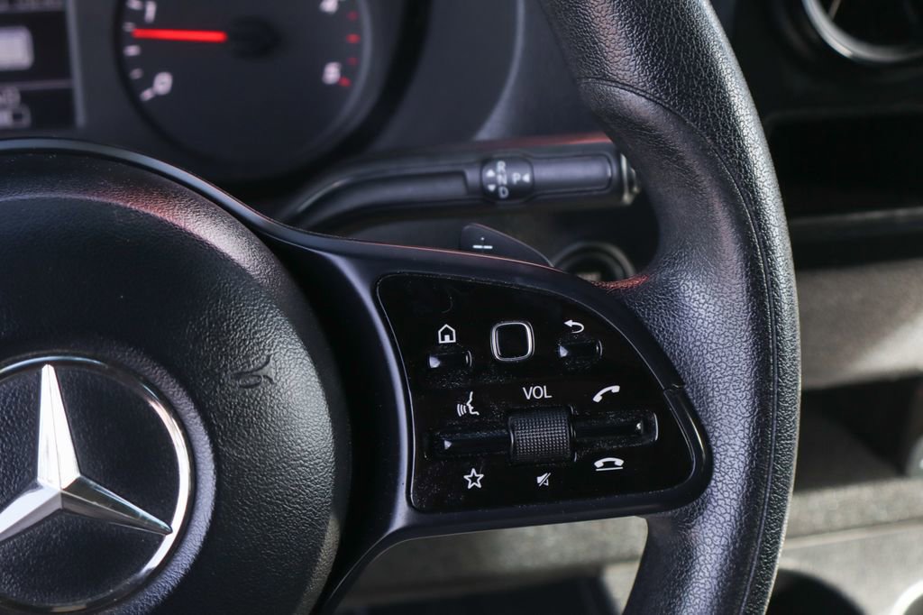 Used 2019 Mercedes-Benz Sprinter 2500 image 29