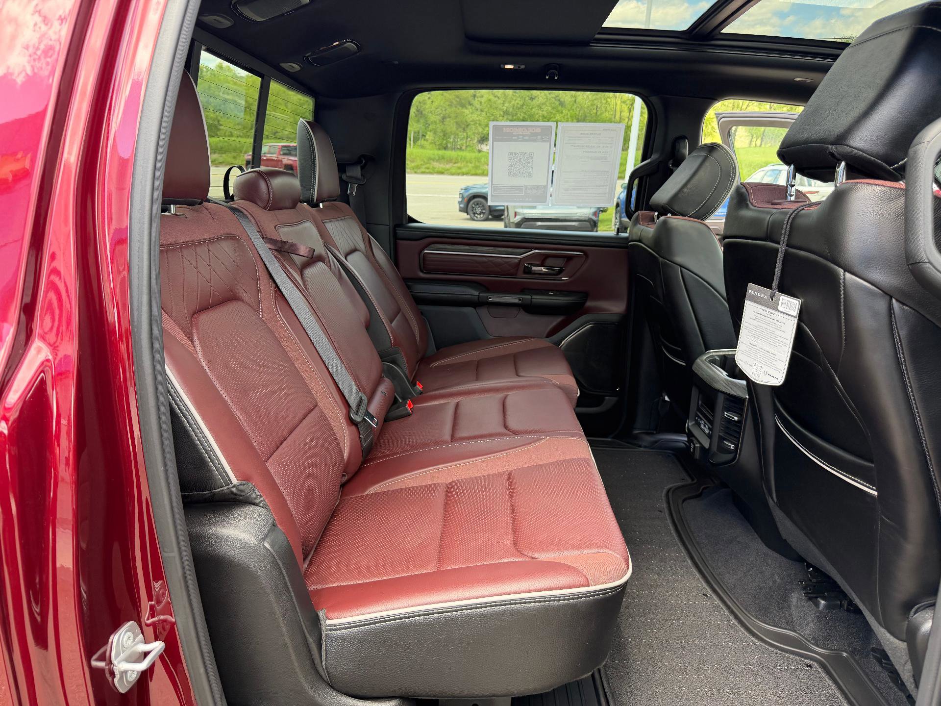 Used 2025 RAM 1500 Limited AWD/4WD image 48