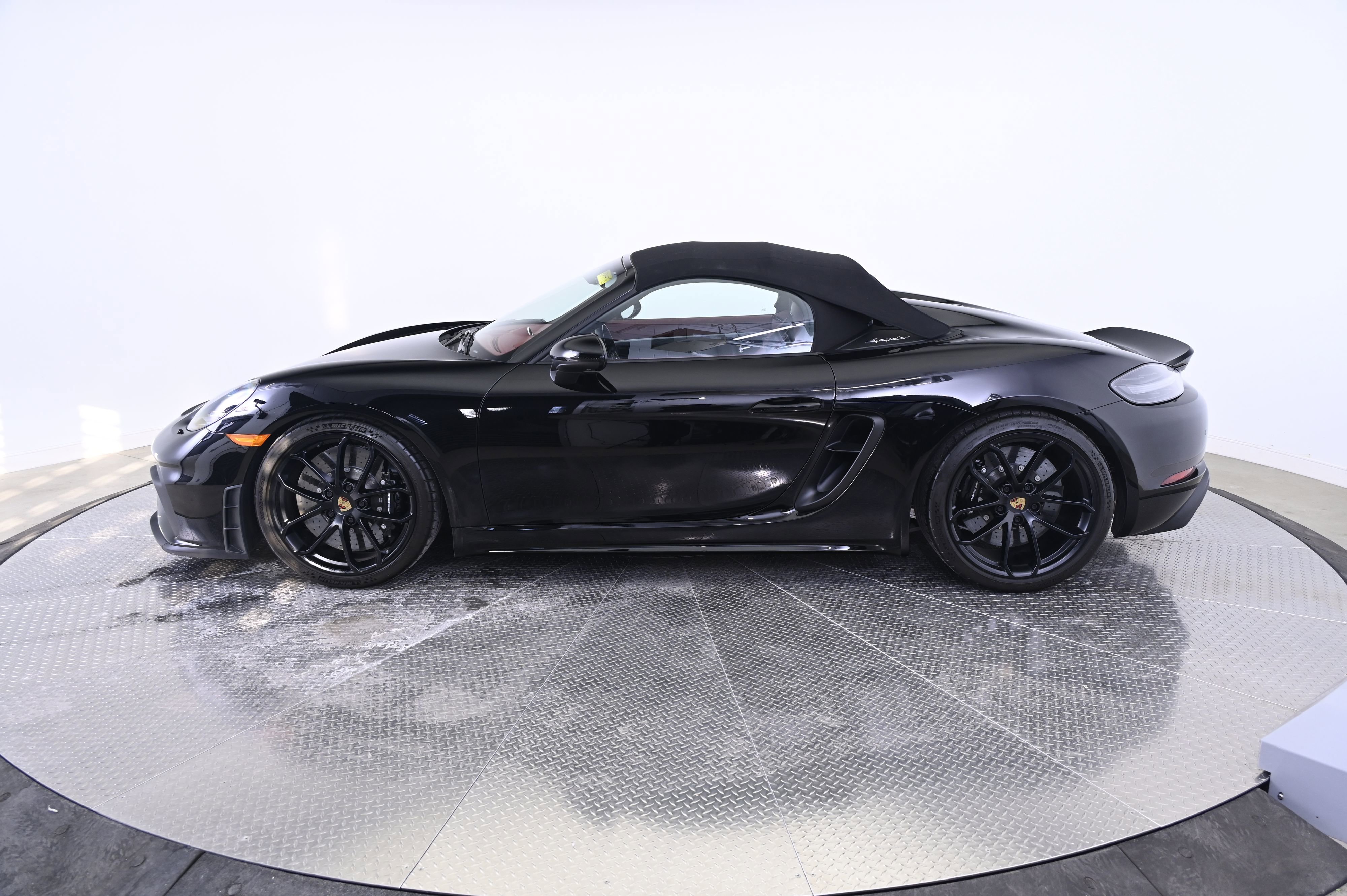 Used 2022 Porsche 718 Boxster Spyder image 12
