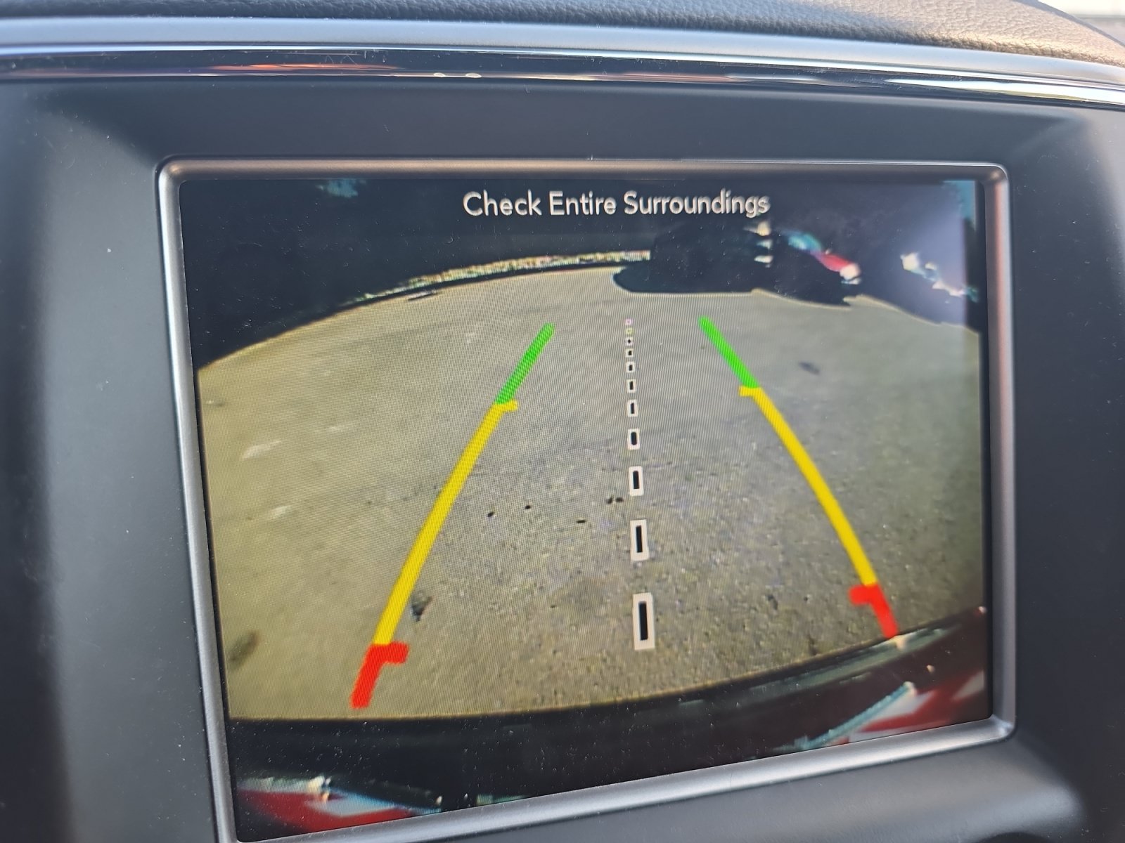Used 2018 Jeep Grand Cherokee Altitude RWD image 13