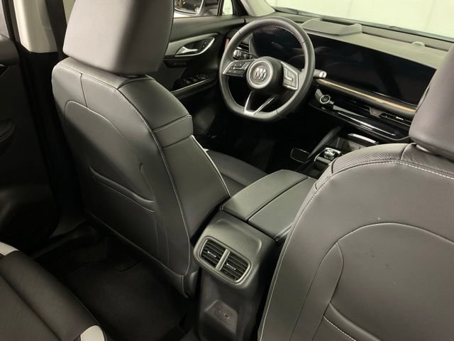 Used 2025 Buick Envision Sport Touring AWD/4WD image 33