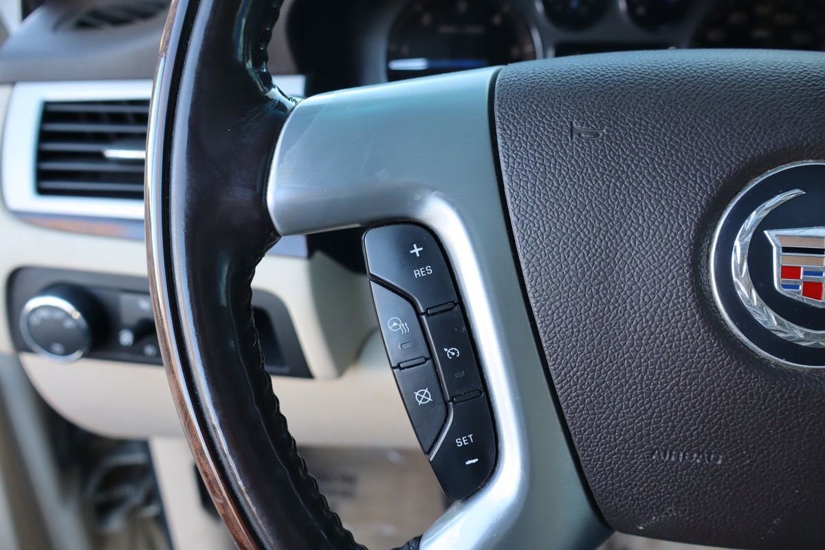 Used 2007 Cadillac Escalade AWD w/ Information Package image 15