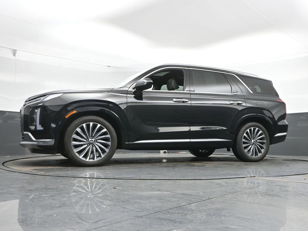 Used 2024 Hyundai Palisade Calligraphy image 47