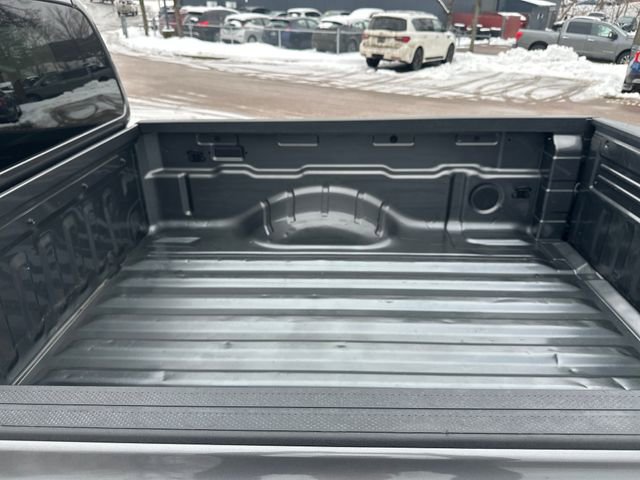 Used 2022 Nissan Frontier S image 23