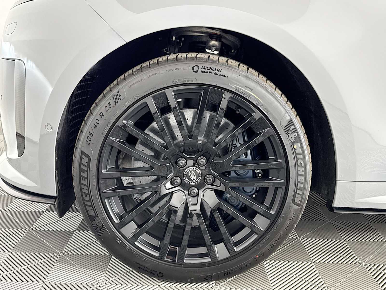 New 2025 Land Rover Range Rover Sport SV Edition Two image 26