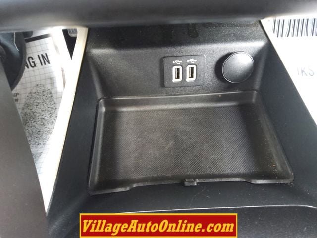 Used 2020 Ford Fusion SE image 22