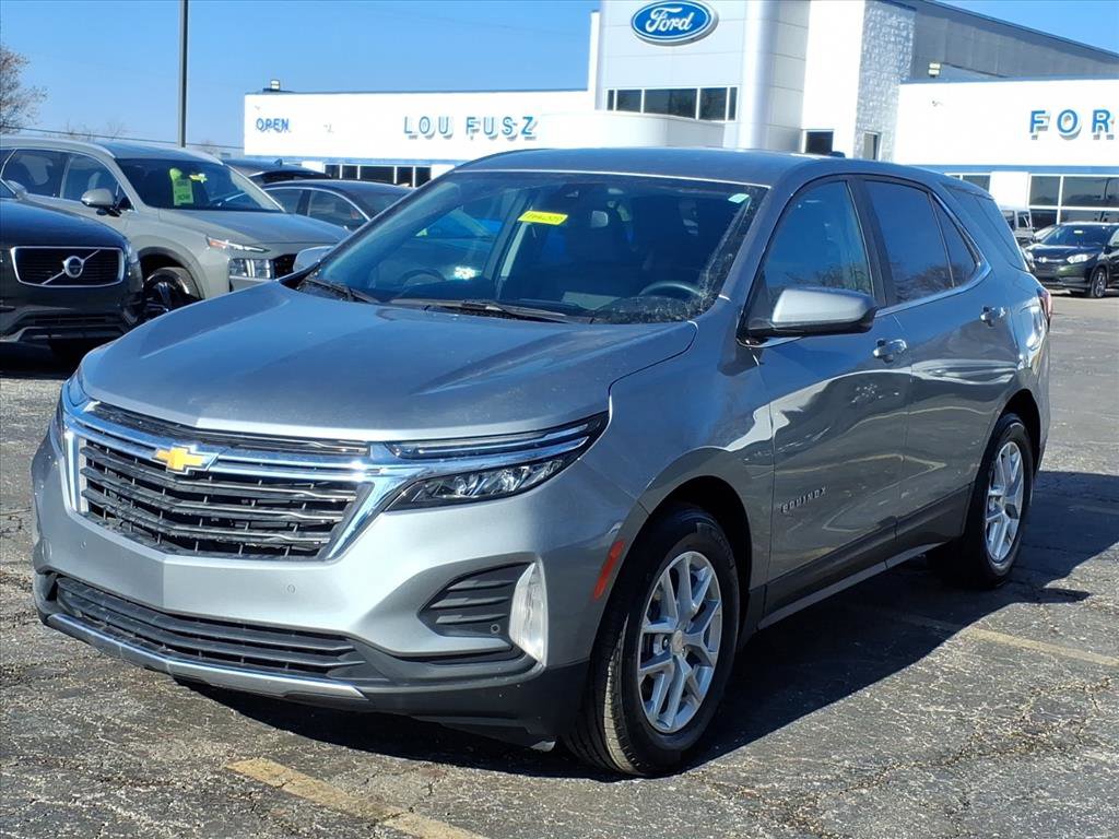 Used 2024 Chevrolet Equinox LT w/ LPO, Floor Liner Package image 35