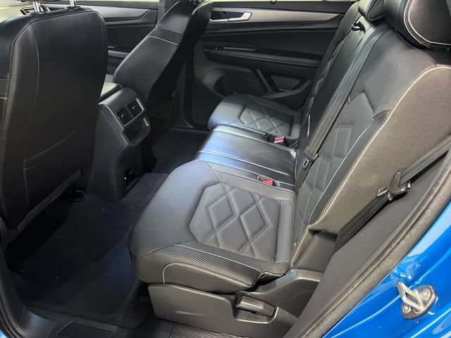 Certified 2024 Volkswagen Atlas Cross Sport SE FWD image 17