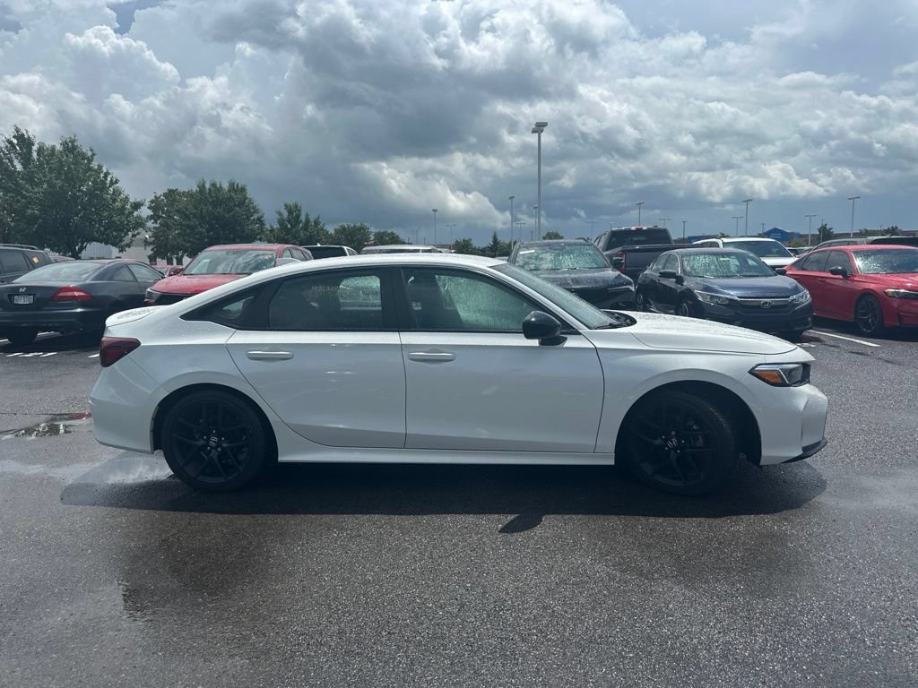 Used 2025 Honda Civic Sport image 10