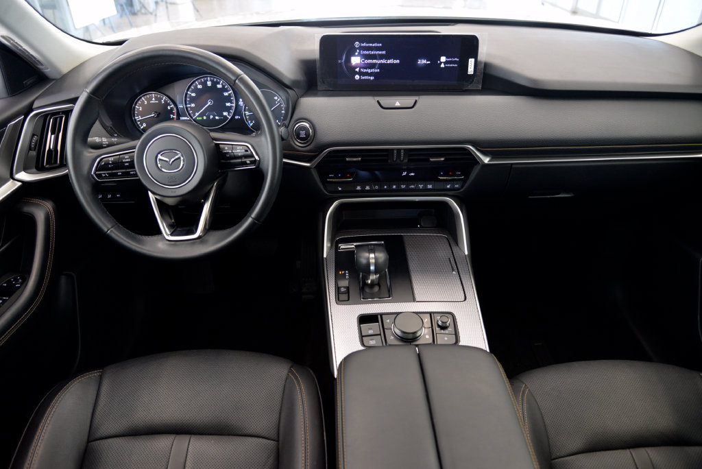 Certified 2024 MAZDA CX-90 3.3 Turbo w/ Premium Package AWD/4WD image 17