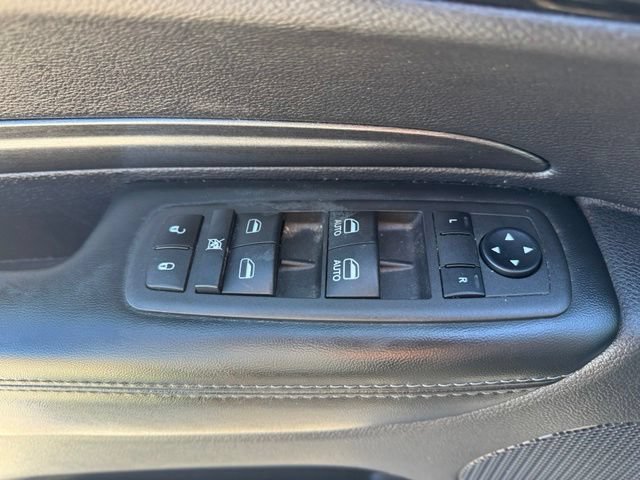 Used 2022 Dodge Durango SXT RWD image 9