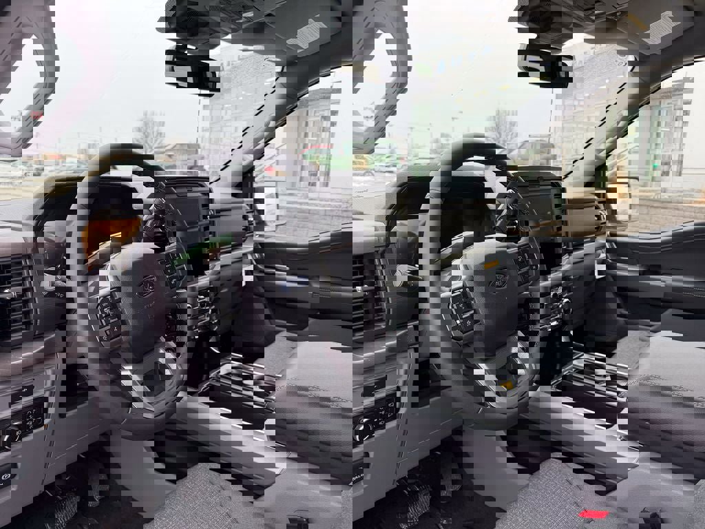 New 2026 Ford F150 XLT w/ Equipment Group 302A MID image 9