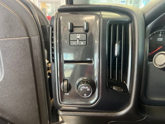 Certified 2016 Chevrolet Silverado 1500 Custom w/ Custom Convenience Package AWD/4WD image 11