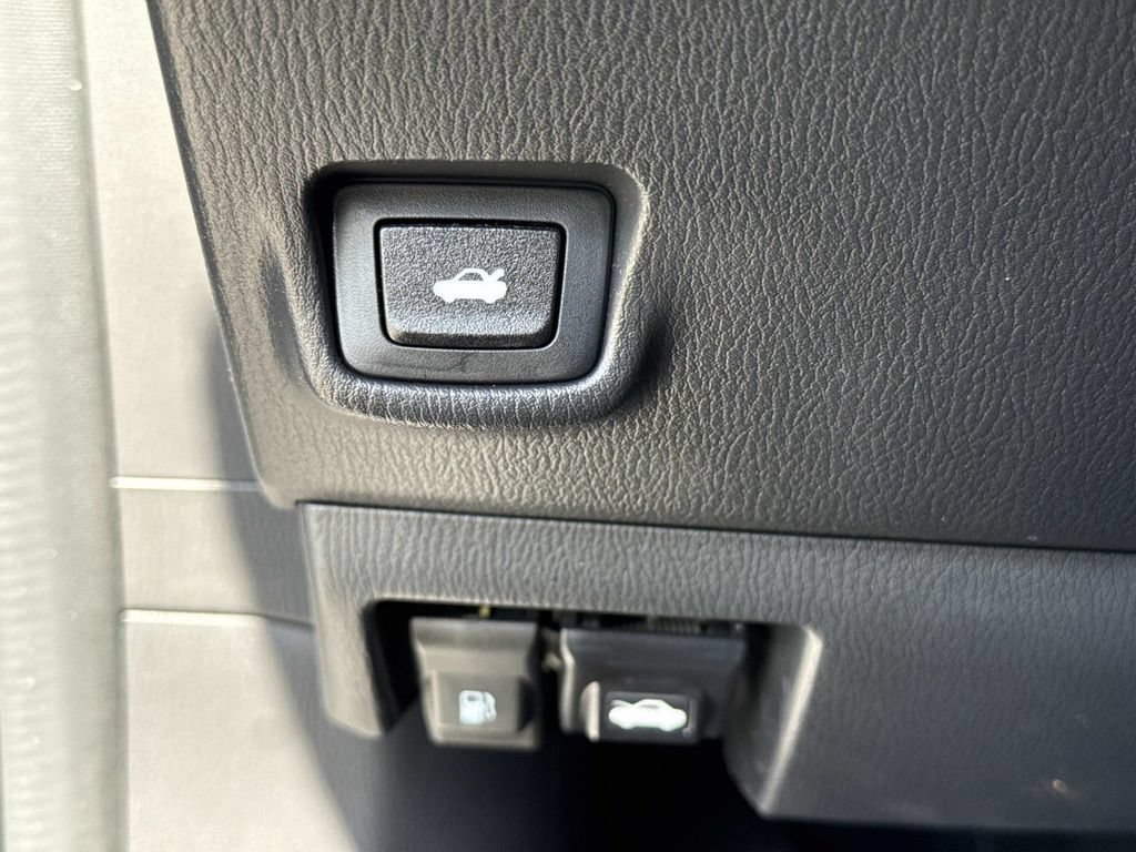 Used 2021 MAZDA MAZDA6 Touring FWD image 43