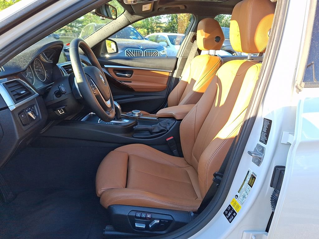 Used 2016 BMW 328i xDrive Sedan image 10