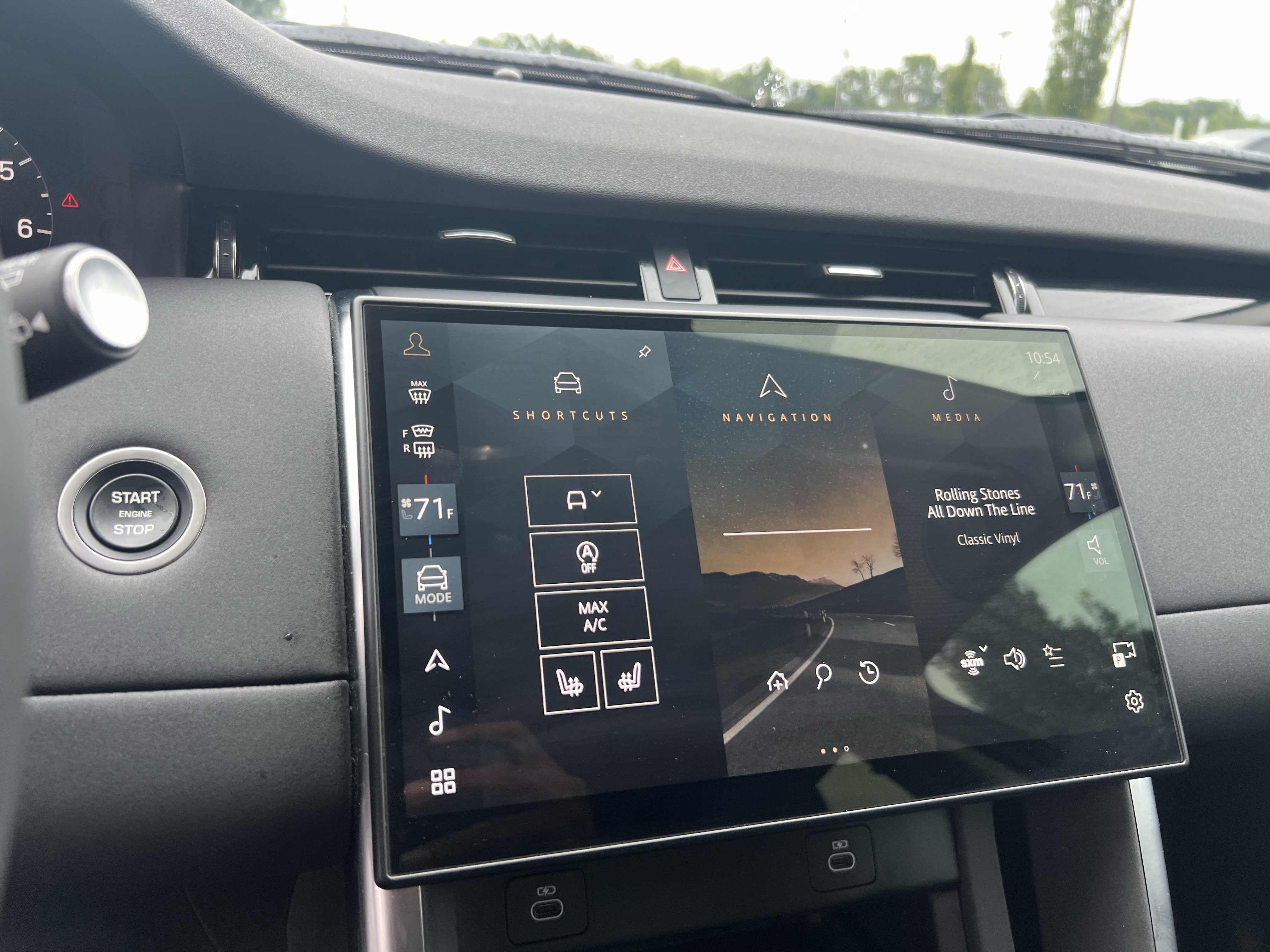 Certified 2025 Land Rover Discovery Sport S AWD/4WD image 27
