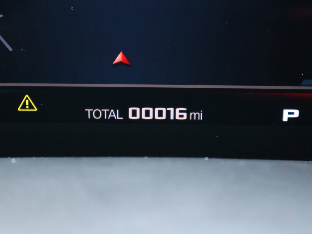 New 2026 BMW XM Label Red image 33