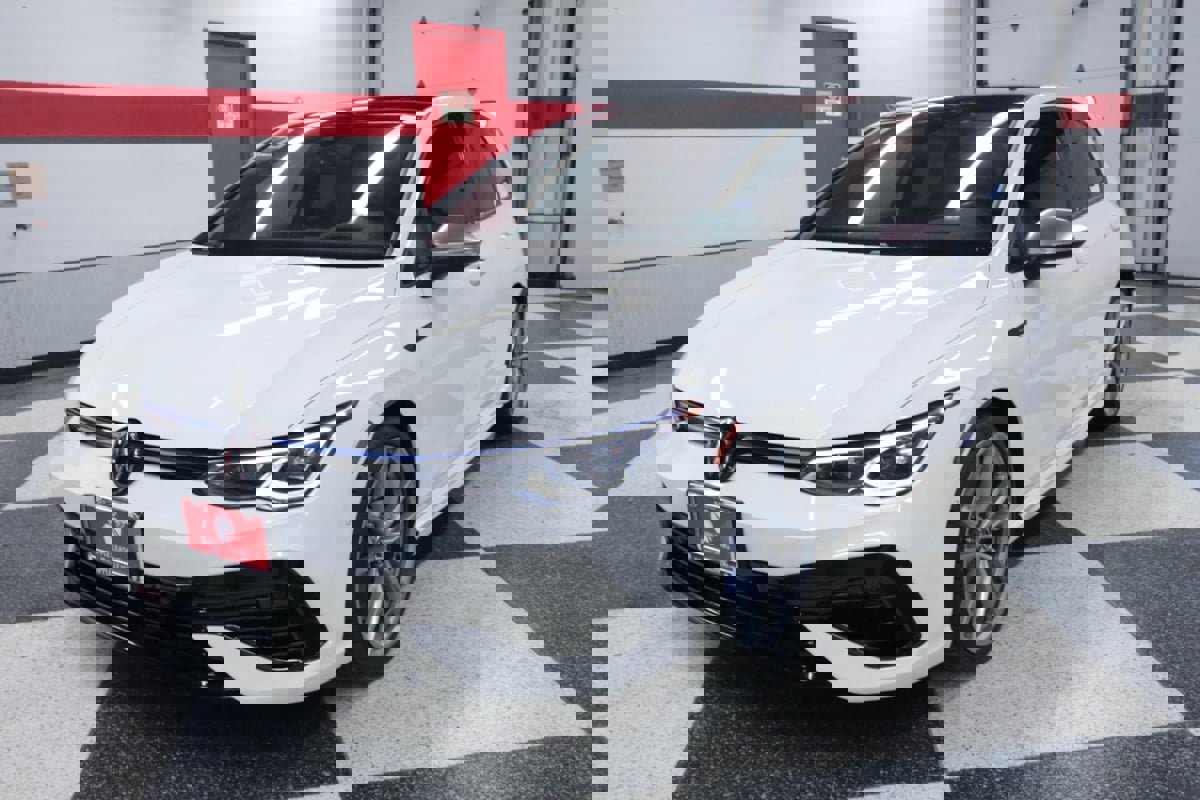 Used 2024 Volkswagen Golf R image 5