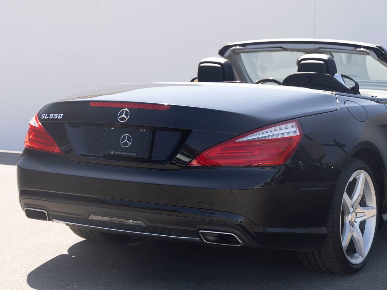 Used 2014 Mercedes-Benz SL 550 image 12