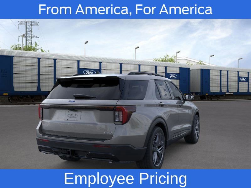 New 2026 Ford Explorer ST-Line w/ ST-Line Street Pack AWD/4WD image 8