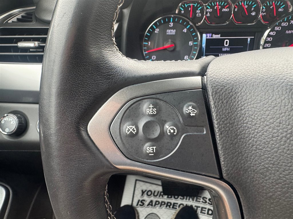 Used 2019 Chevrolet Suburban LT image 17