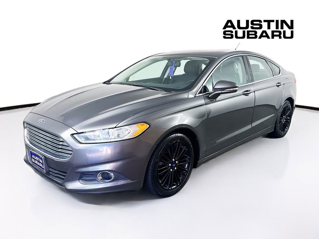 Used 2016 Ford Fusion SE w/ Equipment Group 202A FWD image 3