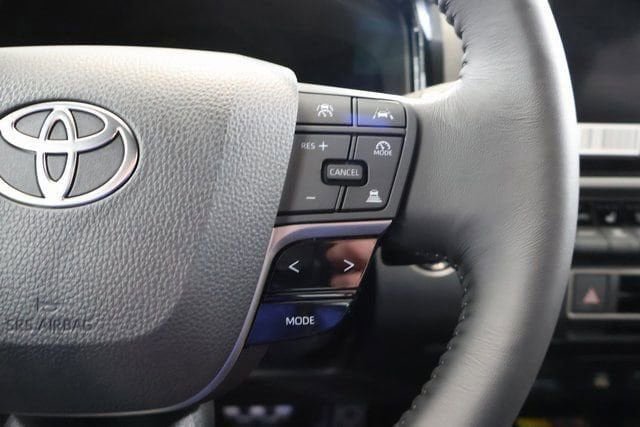 New 2026 Toyota Camry XSE AWD/4WD image 17