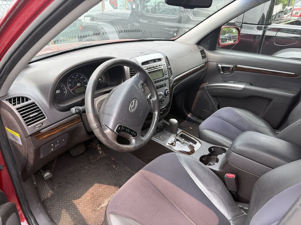 Used 2011 Hyundai Santa Fe SE AWD/4WD image 5
