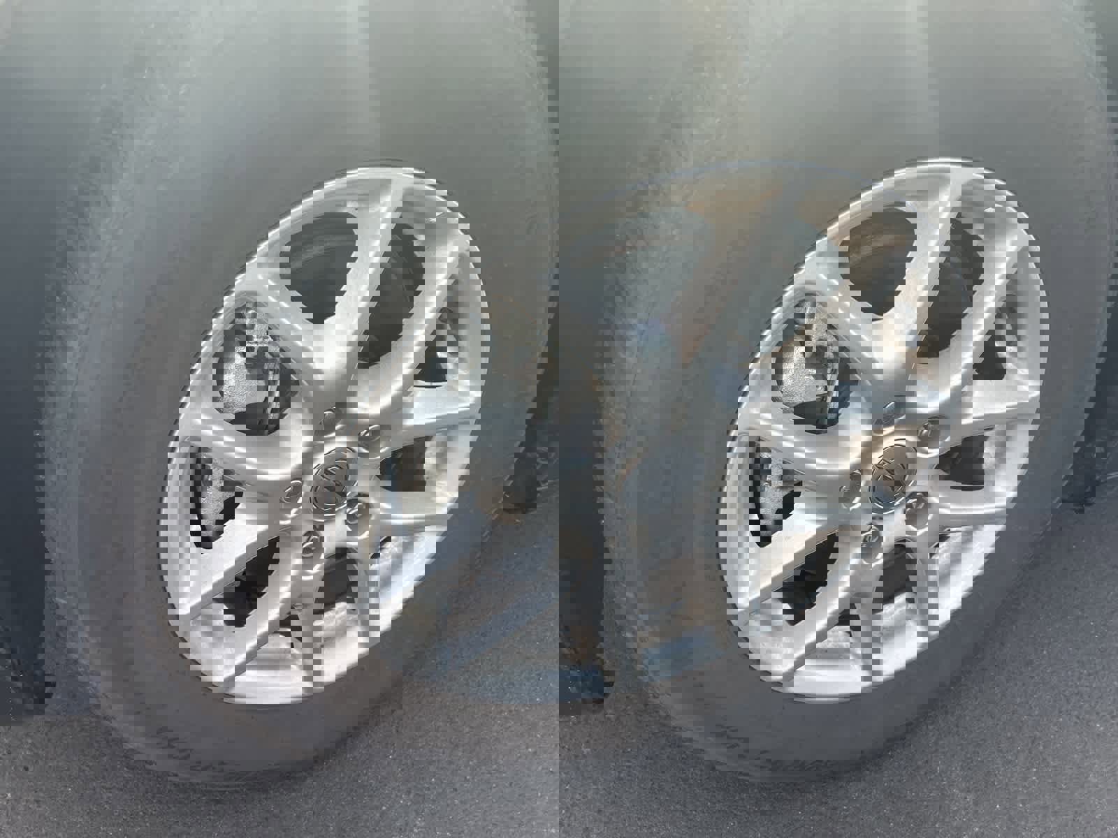 Used 2023 Chrysler Pacifica Touring-L image 10