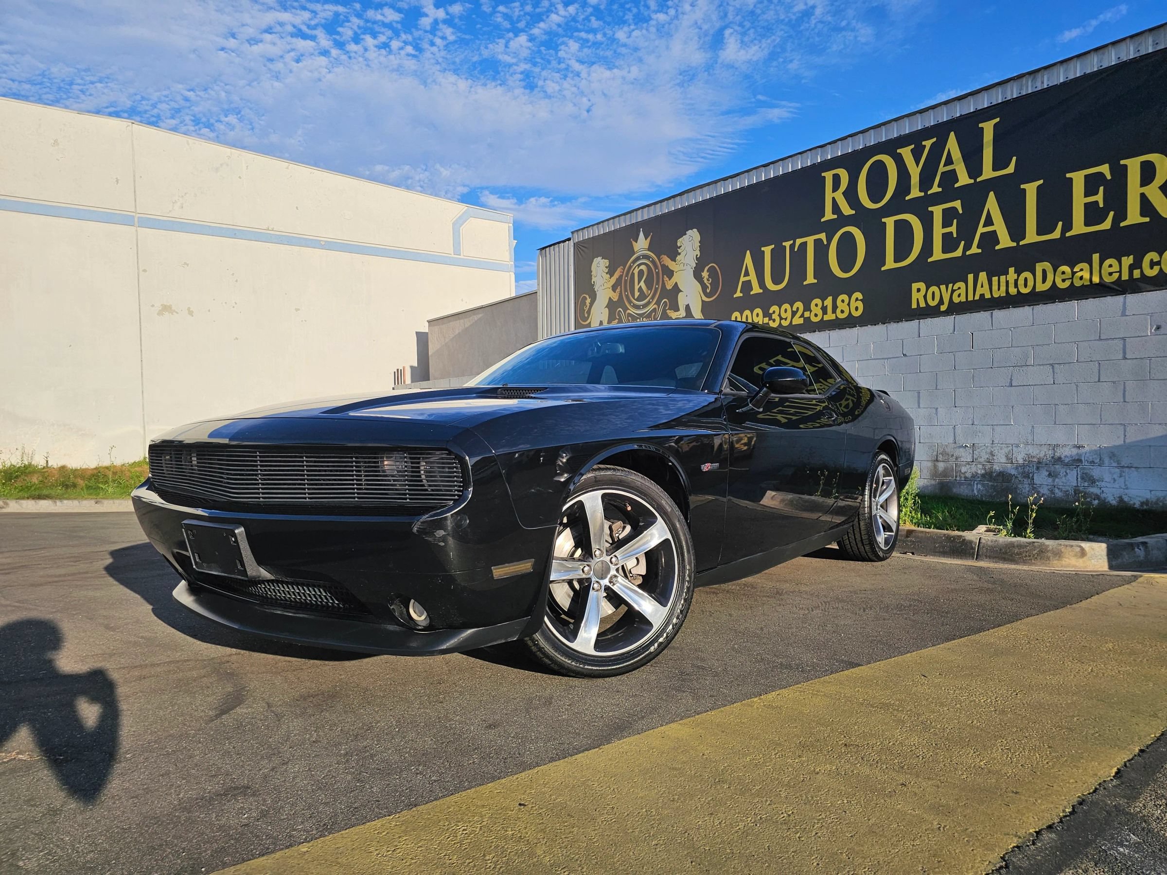Used 2014 Dodge Challenger SXT