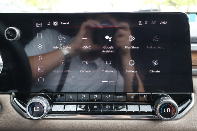 New 2026 GMC Canyon Denali AWD/4WD image 11