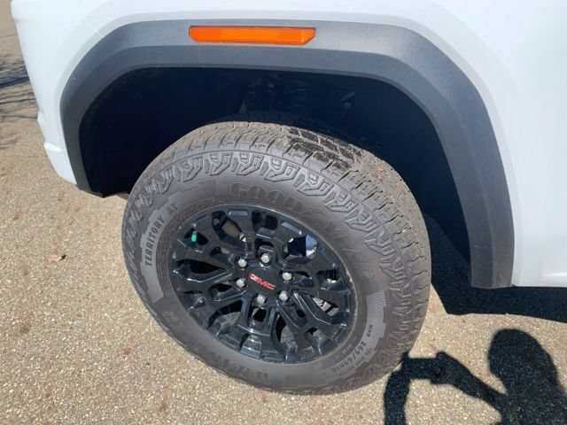 New 2026 GMC Canyon Elevation w/ Convenience Package AWD/4WD image 13
