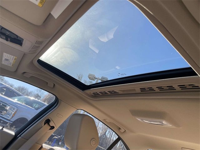 Used 2016 BMW 320i Sedan image 7