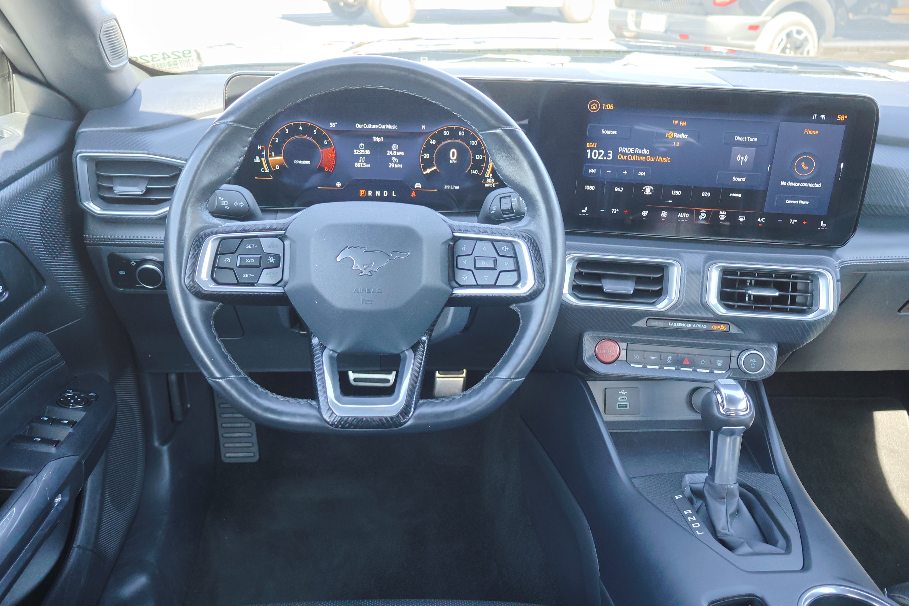 Used 2025 Ford Mustang Premium image 25