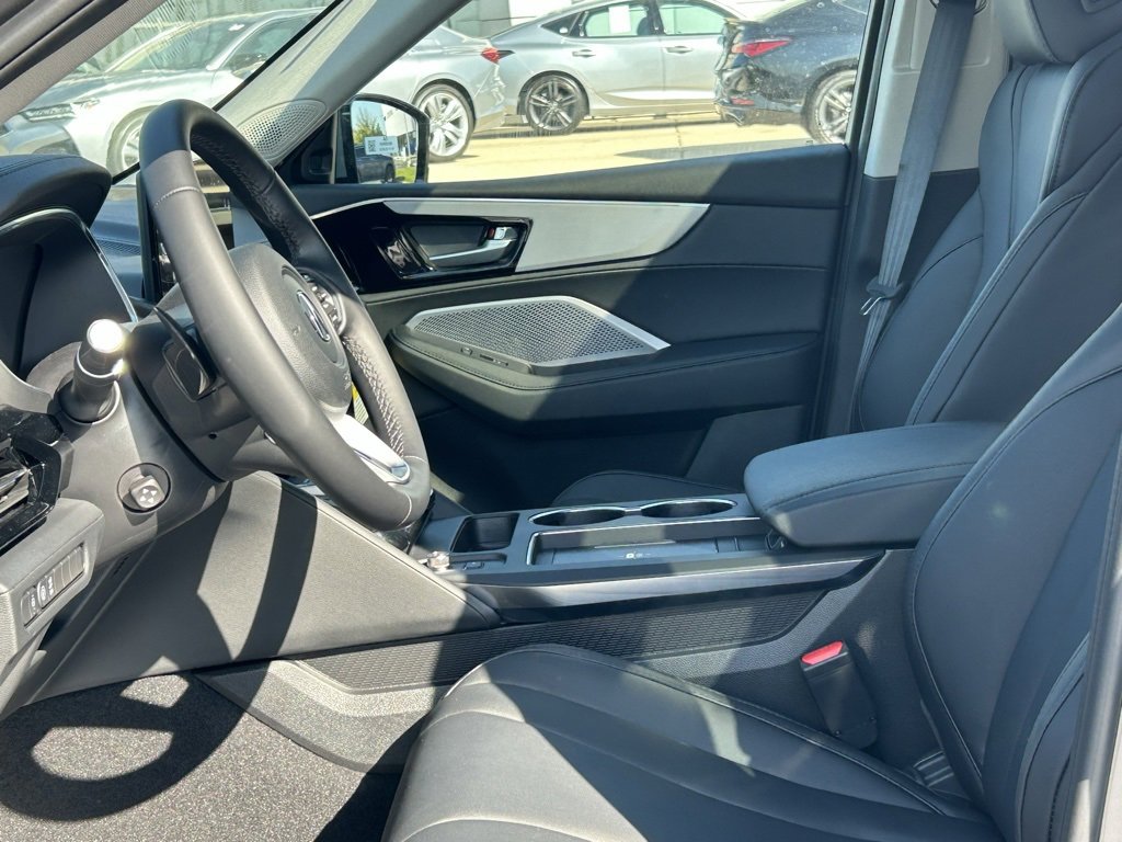 New 2026 Acura MDX SH-AWD image 9