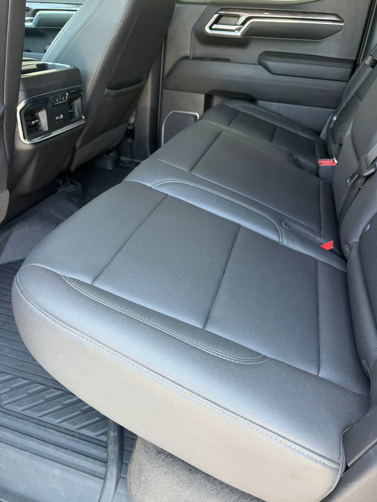 Used 2023 Chevrolet Silverado 1500 LTZ w/ LTZ Convenience Package II AWD/4WD image 20
