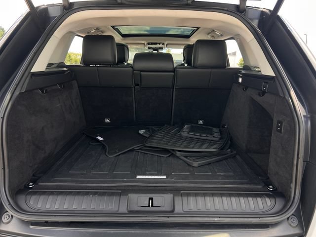 Used 2018 Land Rover Range Rover Sport HSE AWD/4WD image 28