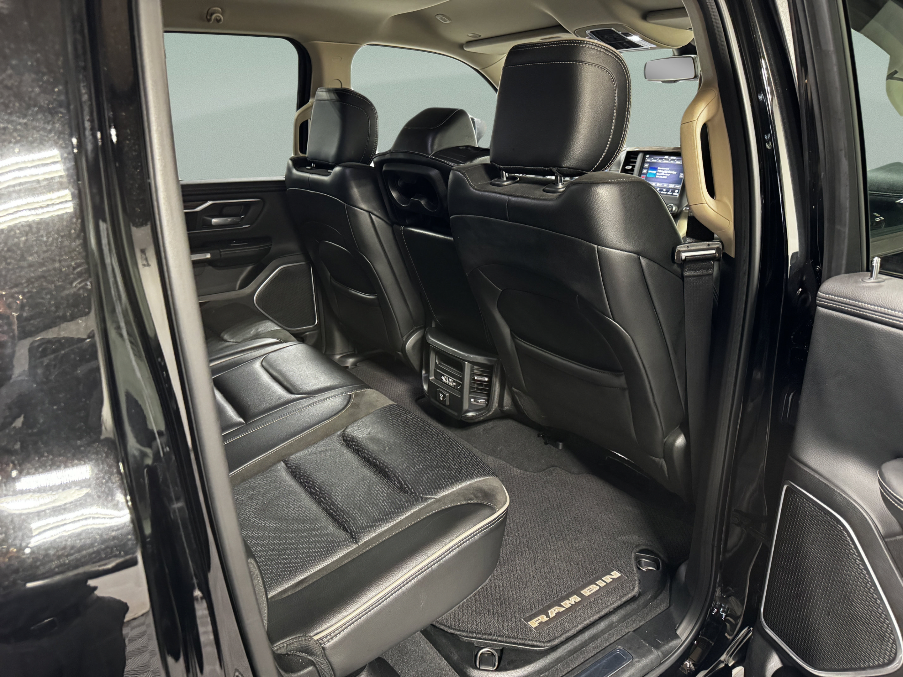 Used 2019 RAM 1500 Laramie w/ Bed Utility Group AWD/4WD image 13