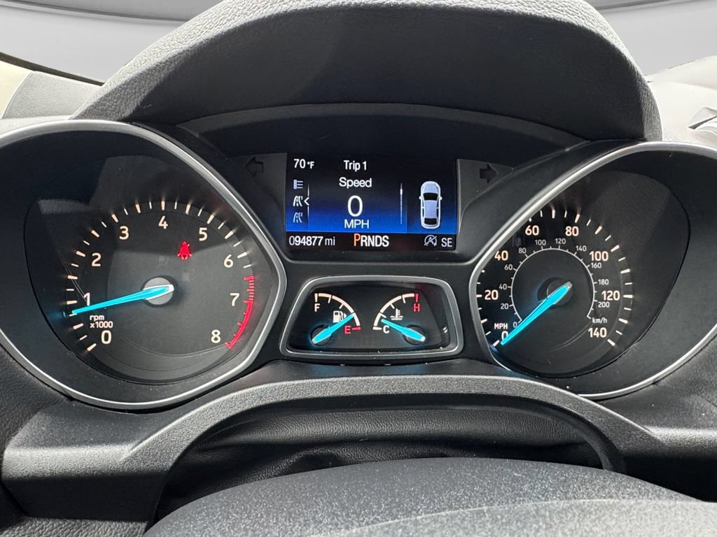 Used 2017 Ford Escape SE w/ SE Leather Comfort Package AWD/4WD image 12