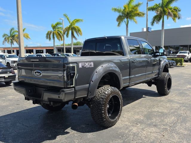 Used 2019 Ford F250 Lariat w/ Lariat Ultimate Package image 3