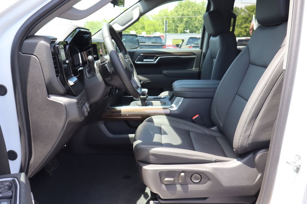 New 2026 Chevrolet Silverado 1500 LT Trail Boss w/ LT Trail Boss Premium Package AWD/4WD image 5
