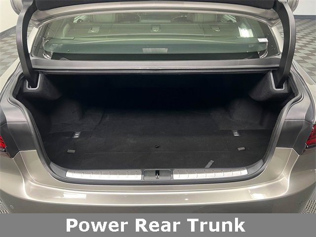 Certified 2023 Lexus LS 500 w/ Interior Upgrade Package image 8