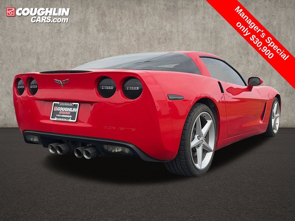 Used 2012 Chevrolet Corvette Coupe w/ 2LT Preferred Equipment Group RWD image 8