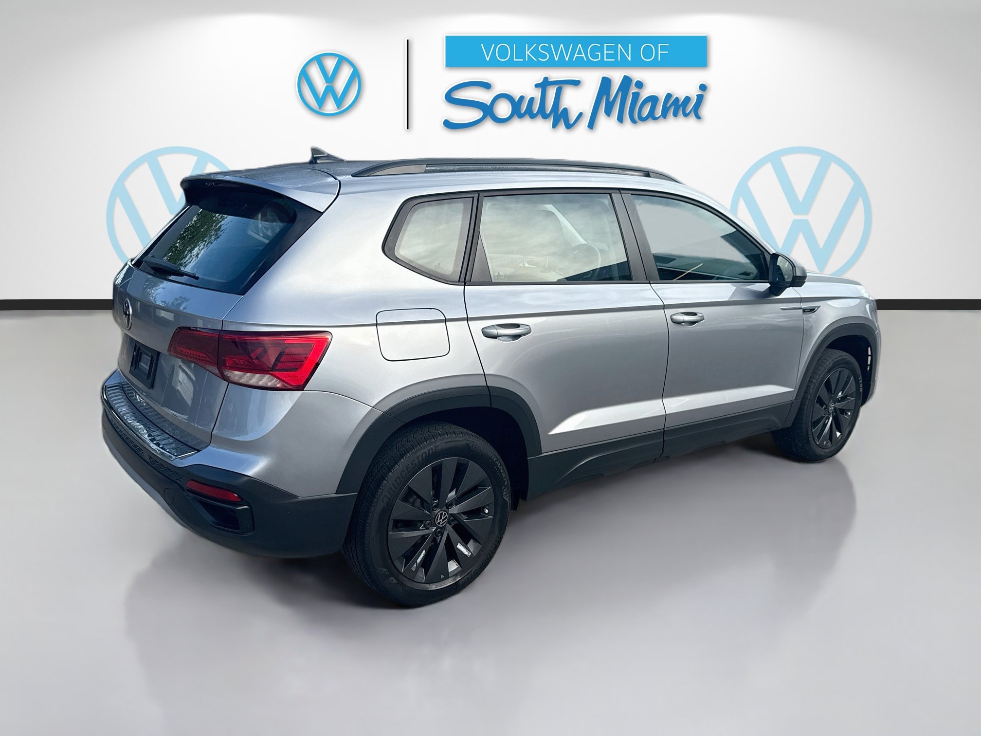 Certified 2023 Volkswagen Taos S FWD image 7