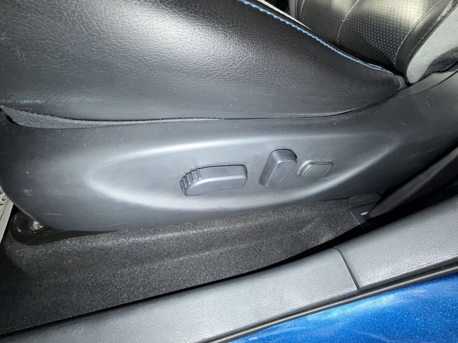 Used 2018 Nissan Leaf SL w/ SL Technology Package image 14